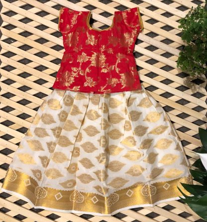 Girls Kerala Pattu Pavadai