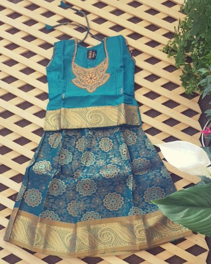 Girls Pattu Pavadai