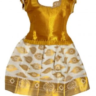 Girls Kerala Pattu Pavadai