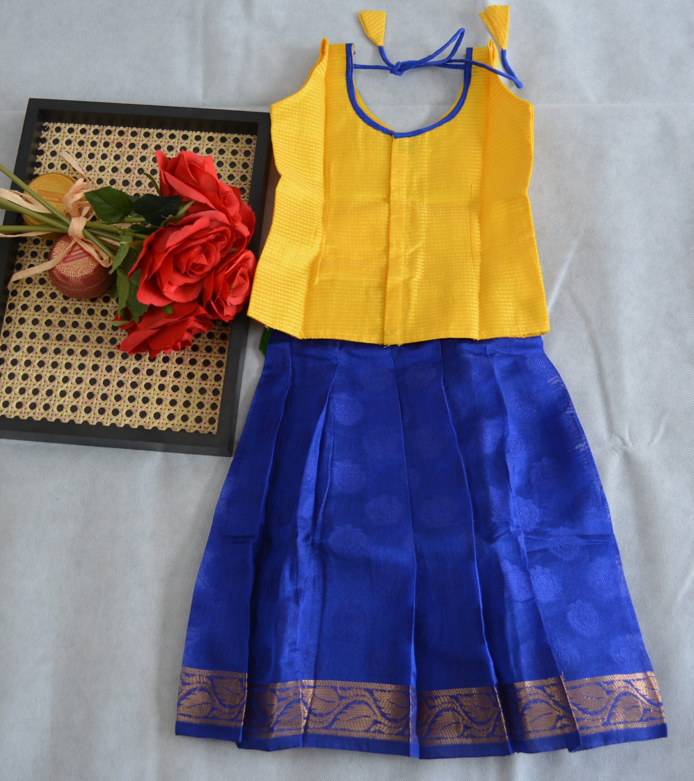 Girls Pattu Pavadai - Image 2